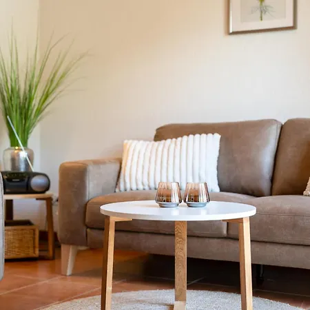 Blumenhaus Mit Terrasse Σπίτι διακοπών *