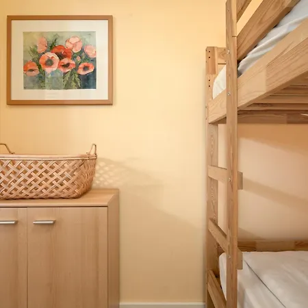 Blumenhaus Mit Terrasse Σπίτι διακοπών *