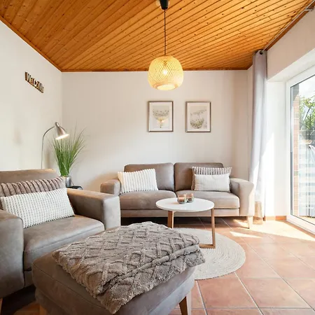 Σπίτι διακοπών Blumenhaus Mit Terrasse